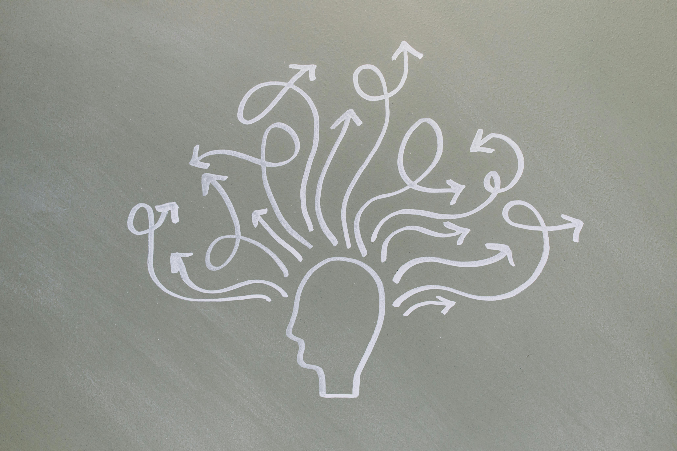 Buy First or Sell First in Toronto? 2025 Guide